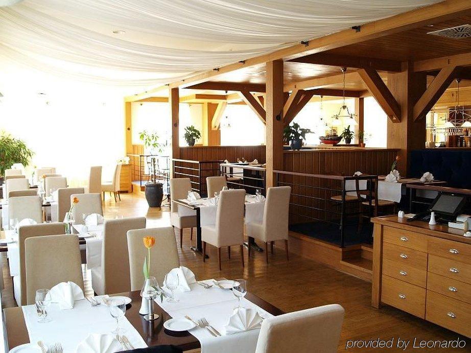Leba Hotel & Spa 레스토랑 사진