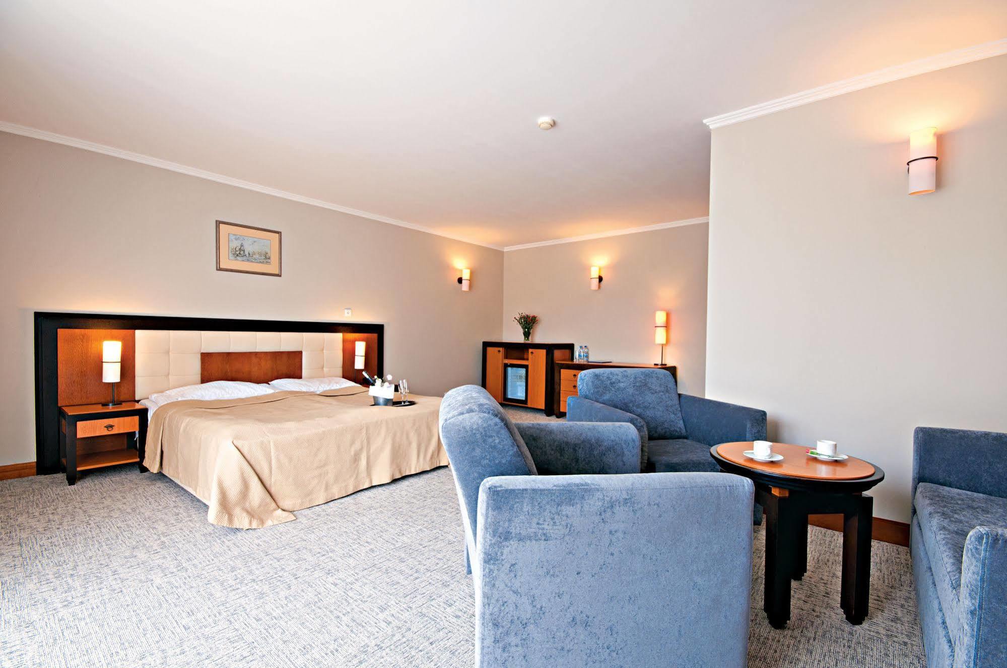 Leba Hotel & Spa 외부 사진