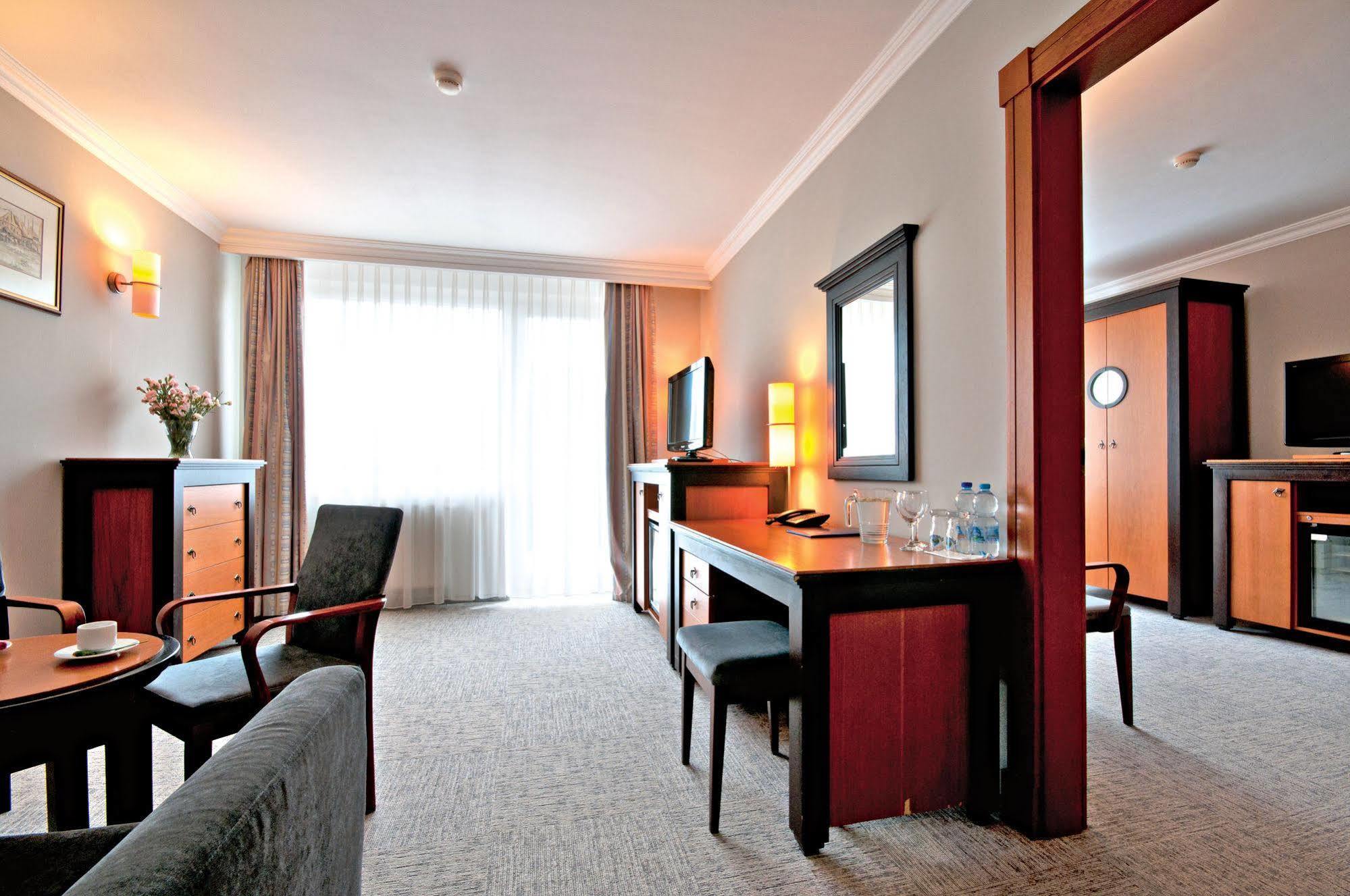 Leba Hotel & Spa 외부 사진