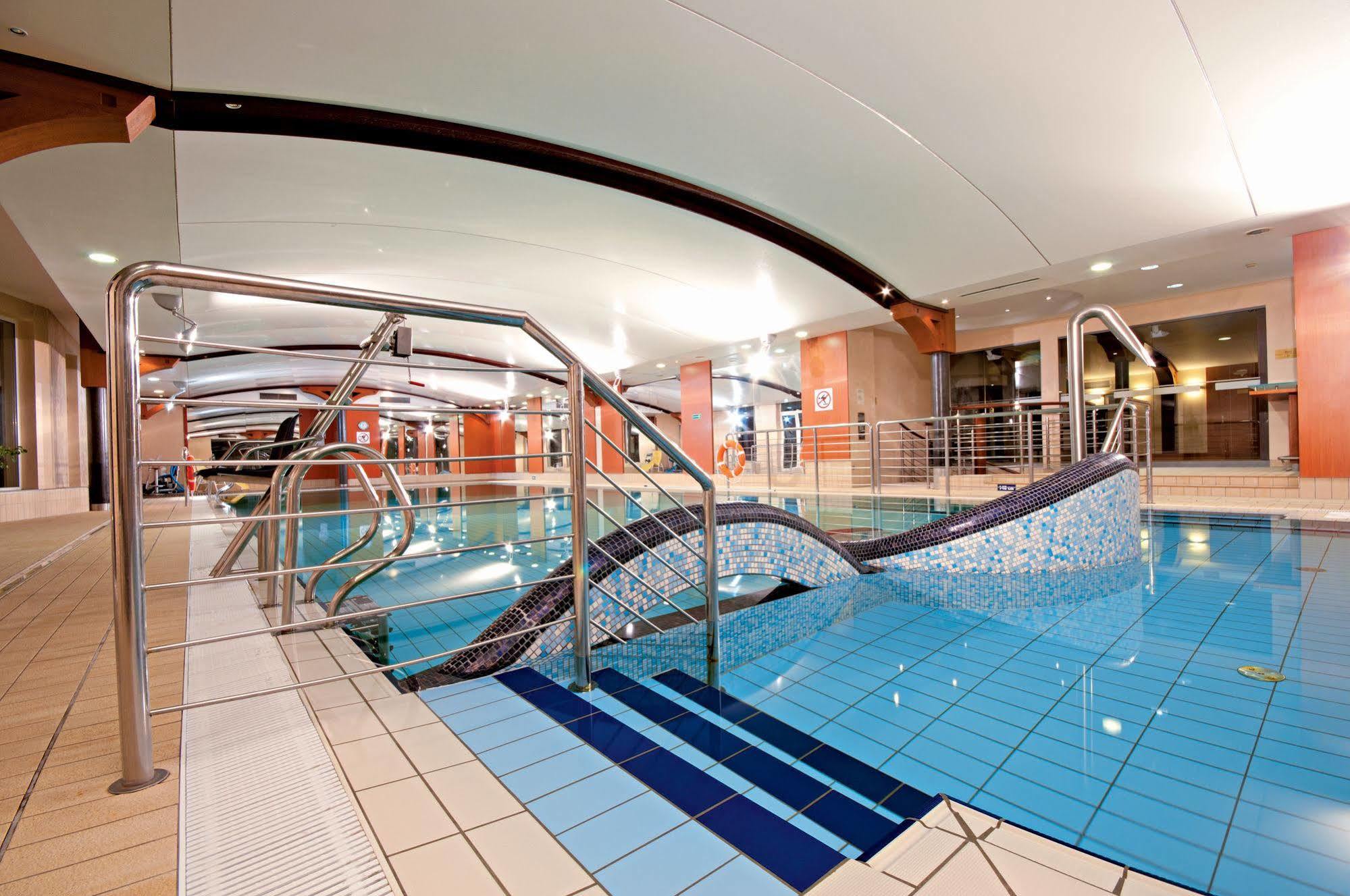 Leba Hotel & Spa 외부 사진
